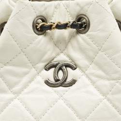 مملوكة مسبقًا Chanel Gabrielle Mini White/Black Aged Leather Mini Backpack