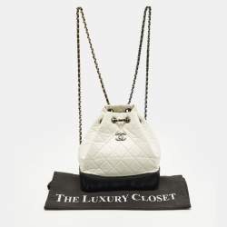 مملوكة مسبقًا Chanel Gabrielle Mini White/Black Aged Leather Mini Backpack