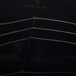 مملوكة مسبقًا حقيبة كلتش شانيل جلد مبطن بموجة سوداء