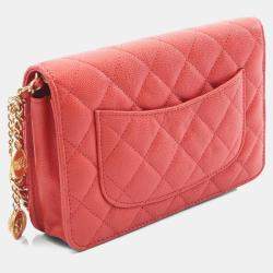 مملوكة مسبقًا حقيبة شانيل ماتلاس كتف من جلد العجل أحمر