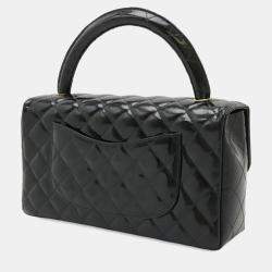 مملوكة مسبقًا Chanel Matelasse Handbag Black Patent Leather