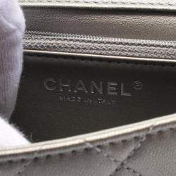 Pre Owned حقيبة كتف شانيل ماتلاس جلد فضي