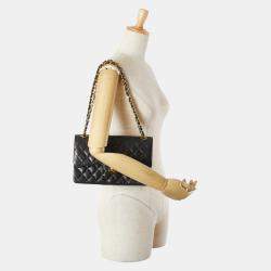 مملوكة مسبقًا حقيبة كتف سلسلة شانيل ماتلاسي كوكو مارك قلاب مزدوج جلد خروف أسود