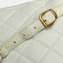 مملوكة مسبقًا Chanel Matelasse Coco Mark Chain Backpack In White Lambskin