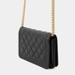 مملوكة مسبقًا Chanel Chain Wallet Boy Matelasse Coco Mark Black