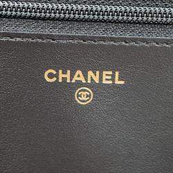 مملوكة مسبقًا Chanel Chain Wallet Boy Matelasse Coco Mark Black