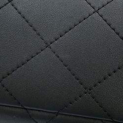 مملوكة مسبقًا Chanel Black CC Quilted  Calfskin Top Handle Bowling Bag