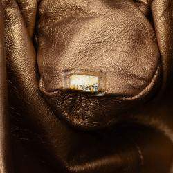 Pre Owned حقيبة كلتش مونتي كارلو شانيل جلد البقر المشقق الذهبي المعدني