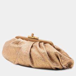 Pre Owned حقيبة كلتش مونتي كارلو شانيل جلد البقر المشقق الذهبي المعدني