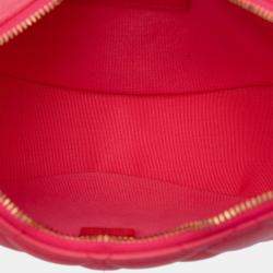 مملوكة مسبقًا حقيبة شانيل هوك هوبو حول السلسلة جلد خروف وردي صغير مبطن