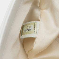 Pre Owned حقيبة شانيل قلابة مفردة متوسطة بيضاء من التويد والبقع المتنوعة المتوسطة