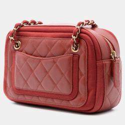 Pre Owned Chanel Red Paris Hamburg Quilted Lambskin and Jersey Camera Case