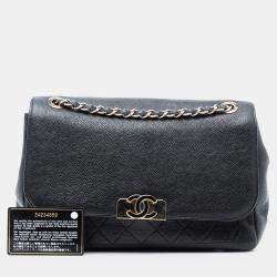 Pre Owned حقيبة كتف جيب شانيل لوحة CC كافيار مبطن سوداء