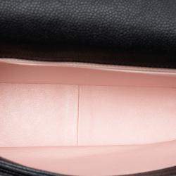 Pre Owned حقيبة كتف جيب شانيل لوحة CC كافيار مبطن سوداء