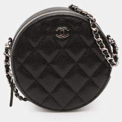 مملوكة مسبقًا Chanel Black CC Quilted Caviar Round Clutch With Chain