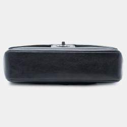 مملوكة مسبقًا Chanel Black Medium Smooth Calfskin Pure Double Flap