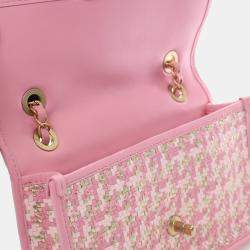 Pre Owned حقيبة شانيل مفردة بنفسجي صغيرة من جلد الخراف المنسوج والفيسكوز