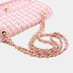 Pre Owned حقيبة شانيل مفردة بنفسجي صغيرة من جلد الخراف المنسوج والفيسكوز