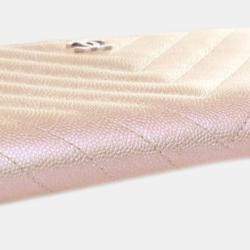 مملوكة مسبقًا Chanel Pink CC Chevron Iridescent Caviar Zip Around Wallet