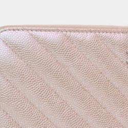 مملوكة مسبقًا Chanel Pink CC Chevron Iridescent Caviar Zip Around Wallet
