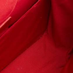 مملوكة مسبقًا Chanel 2.55 Reissue Classic 226 Red Quilted Satin Flap Bag