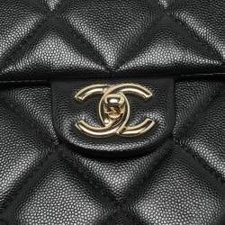 Pre Owned Chanel Retro Twist Black Quilted Caviar Leather Top Handle Bag