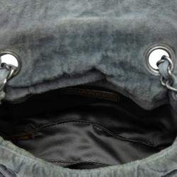 مملوكة مسبقًا Chanel Paris Moscou Mini Velvet Bubble Quilt Flap