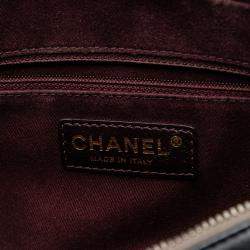 مملوكة مسبقًا حقيبة قلاب شانيل صغيرة باريس دالاس من جلد العجل المبطن بخياطة أنيقة سوداء