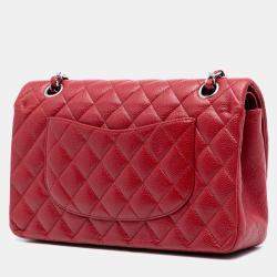 مملوكة مسبقًا حقيبة شانيل كافيار كلاسيكية متوسطة حمراء flap مزدوجة