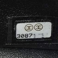 مملوكة مسبقًا حقيبة شانيل سويدي شيفرون رصاصي لامع سي سي مربعة بقلاب  صغيرة