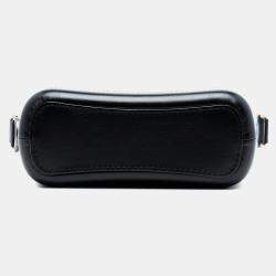 مملوكة مسبقًا Chanel Black White Small Knit and Calfskin Gabrielle Hobo