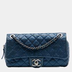 مملوكة مسبقًا Chanel Blue Medium Quilted Iridescent Caviar Easy Flap