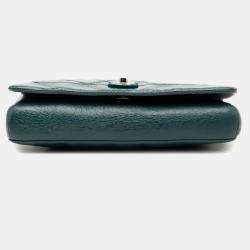 Pre Owned حقيبة شانيل خضراء صغيرة مكفوفة جلد العجل مطوية ذات وجه كامل قديمة