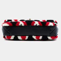 مملوكة مسبقًا Chanel Black Red Medium CC Shearling and Lambskin Single Flap