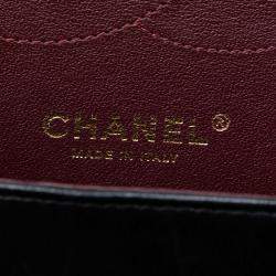 Pre Owned حقيبة قلاب مزدوجة كلاسيك من جلد الخروف شانييل جمبو سوداء