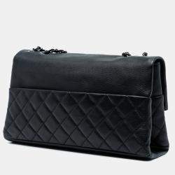 Pre Owned حقائب هامبتونز فلاب مطوية من جلد العجل المبطنة من سي سي