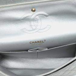 Pre Owned Chanel Silver Medium Classic Iridescent Lambskin Double Flap