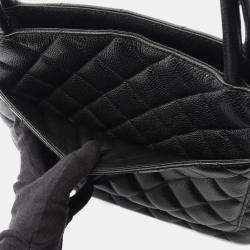 Pre Owned حقيبة شانيل ميداليون جلد كافيار سوداء توتي