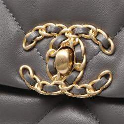 Pre Owned حقيبة كتف شانيل جلد رمادي كبير 19