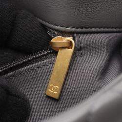 Pre Owned حقيبة كتف شانيل جلد رمادي كبير 19