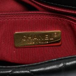 مملوكة مسبقًا Chanel 19 Large Black Quilted Leather Flap Bag