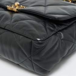 مملوكة مسبقًا Chanel 19 Large Black Quilted Leather Flap Bag