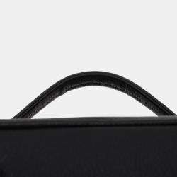 مملوكة مسبقًا Chanel Black CC Caviar Vanity Case