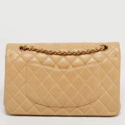 Pre Owned حقيبة شانيل كلاسيك جلد أحمر مبطن لامع متوسطة بقلاب مزدوج