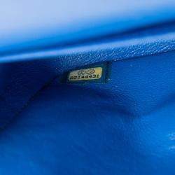 مملوكة مسبقًا Chanel Blue Medium Classic Caviar Double Flap