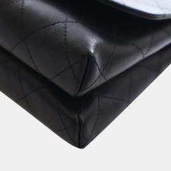 مملوكة مسبقًا Chanel Small Calfskin Double Pocket Top Handle