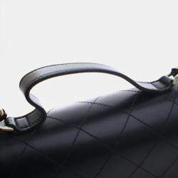 مملوكة مسبقًا Chanel Small Calfskin Double Pocket Top Handle