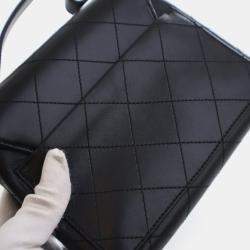 مملوكة مسبقًا Chanel Small Calfskin Double Pocket Top Handle