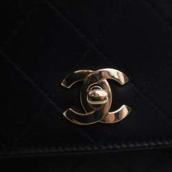 مملوكة مسبقًا Chanel Small Calfskin Double Pocket Top Handle