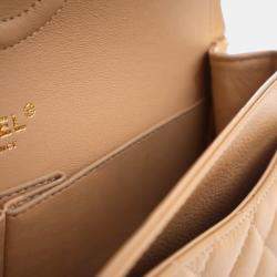 Pre Owned حقيبة شانيل قلابة مزدوجة كلاسيكية كافيار متوسطة الحجم